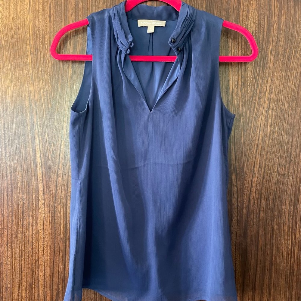 Banana Republic Blue V-Neck Sleeveless Blouse